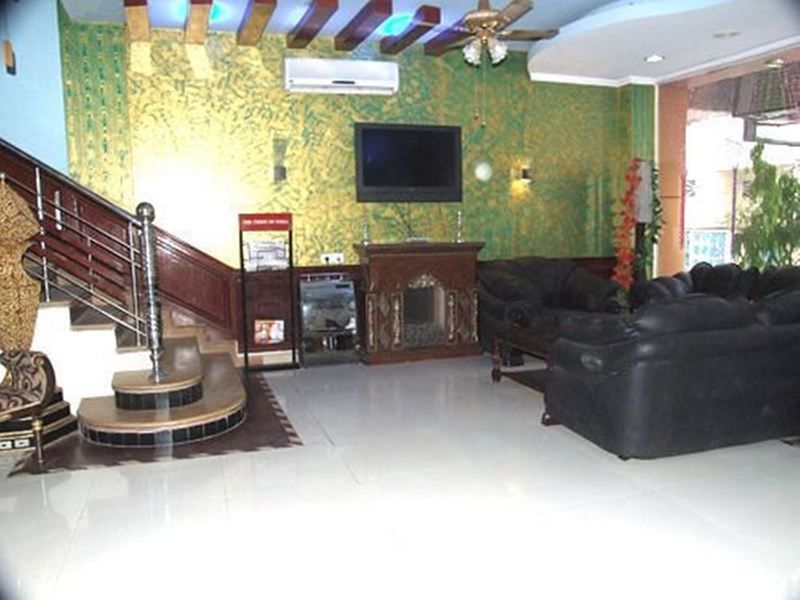 Hotel Raunak International Új-Delhi Beltér fotó